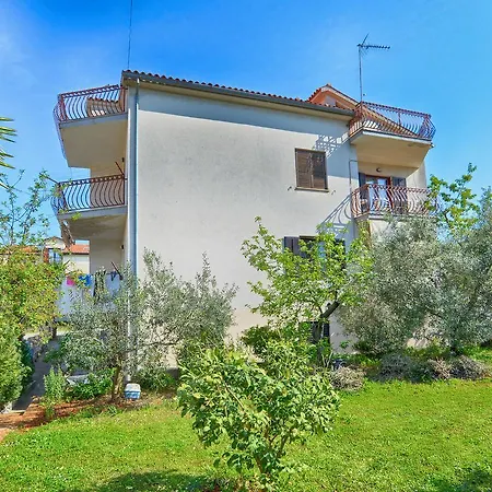 Apartment Oliva 1485 * Novigrad (Istria)