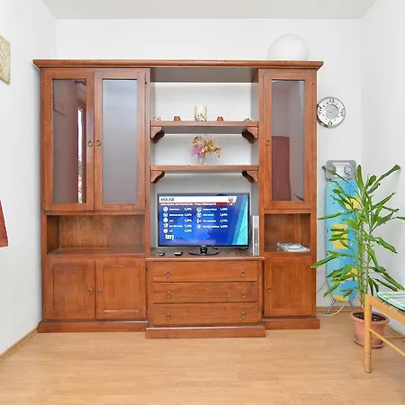 Apartment Oliva 1485 Apartment